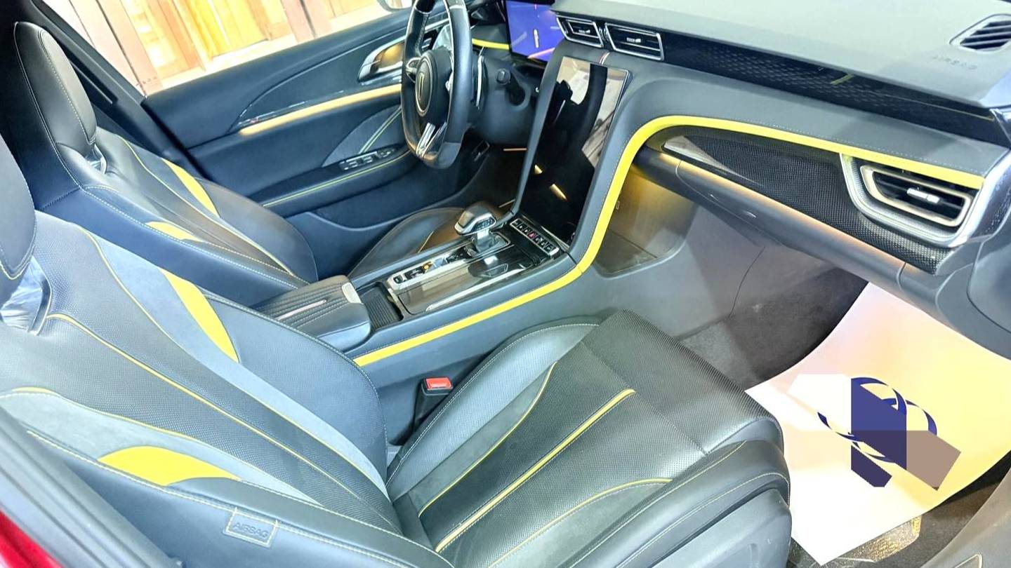 Hong Qi 2023 H6 2.0T Ultimate Edition