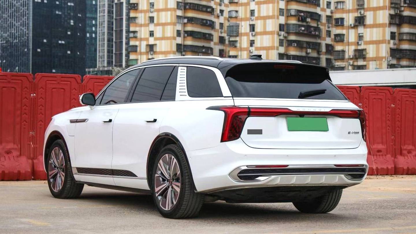 Hong Qi 2022 E-HS9 660km Qichang Edition with six seats