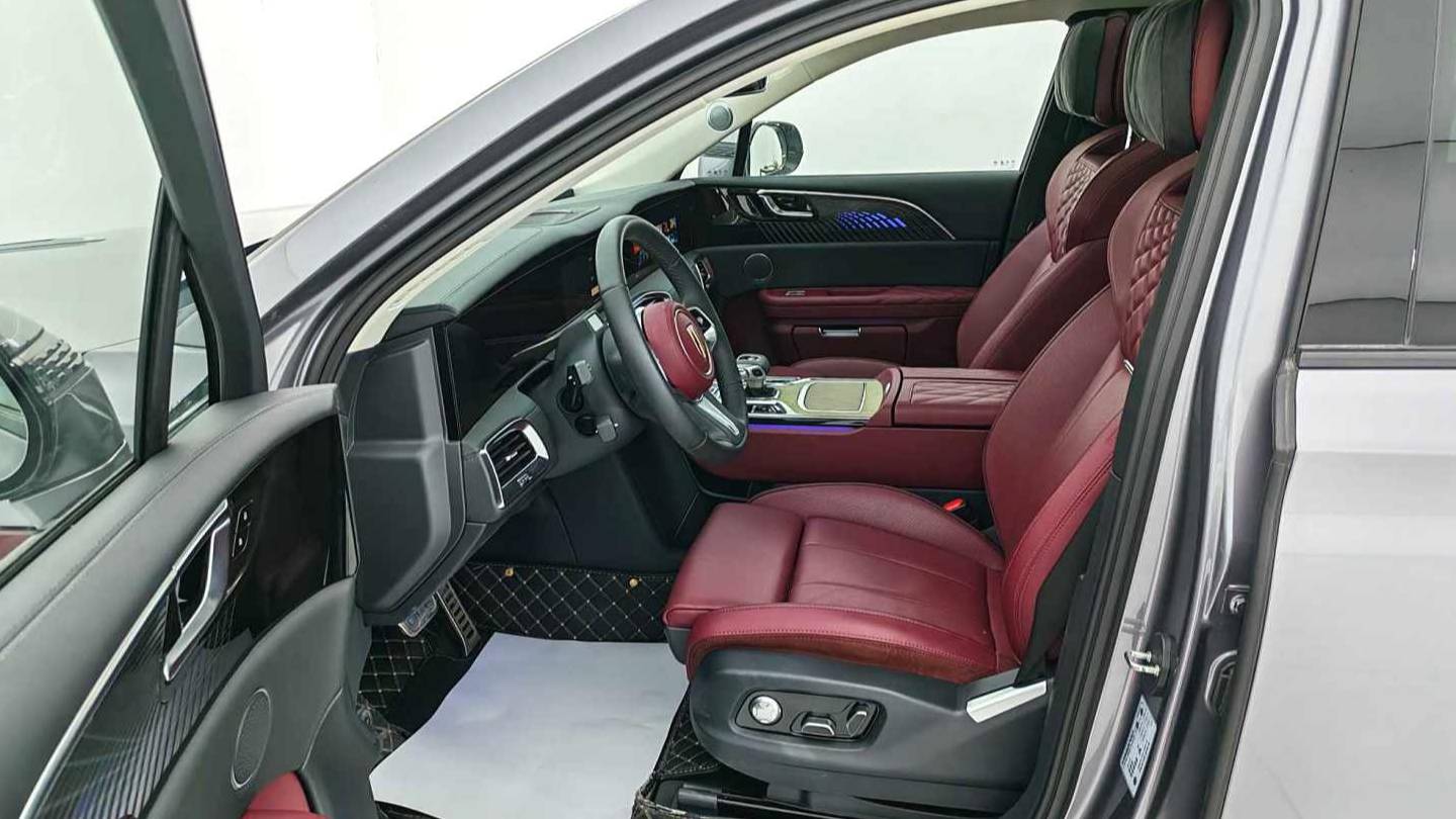Hong Qi 2022 E-HS9 660km Qichang Edition with six seats
