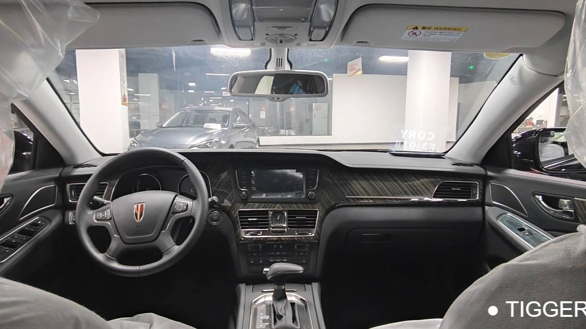 Hong Qi 2021 H7 1.8T Comfort Edition