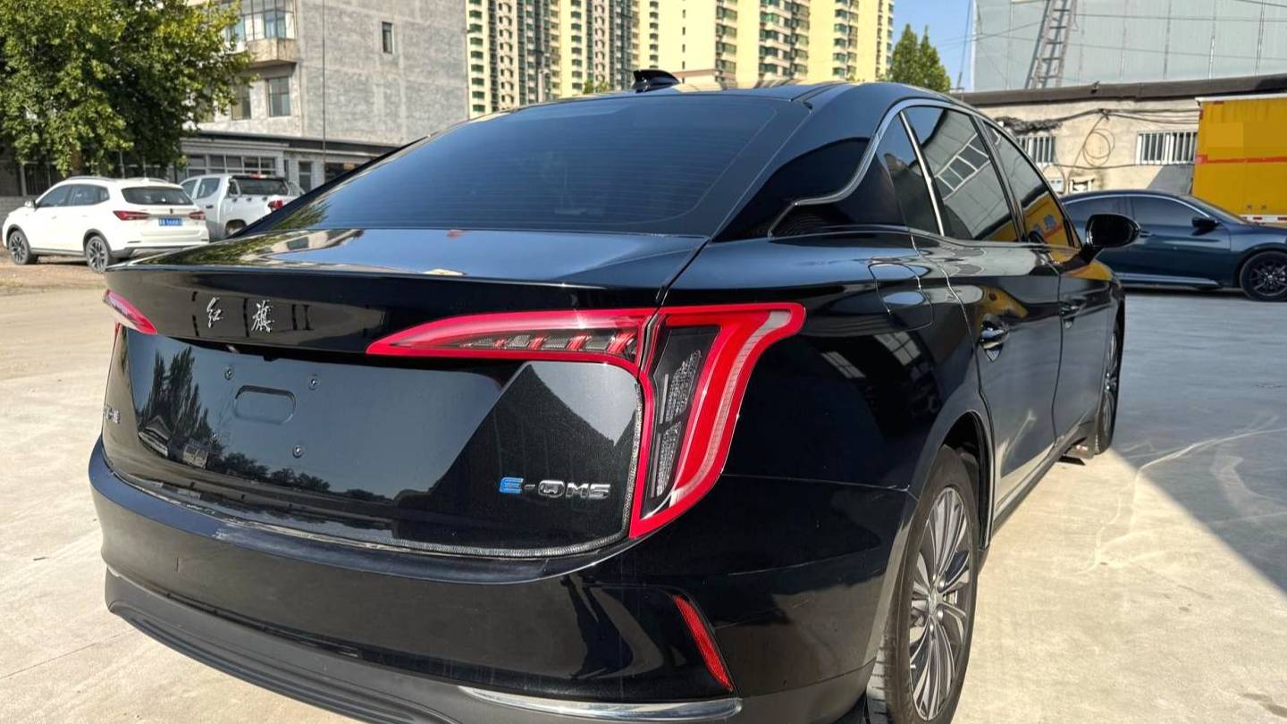 Hong Qi 2022 E-QM5 431km Charging Enjoyment Edition