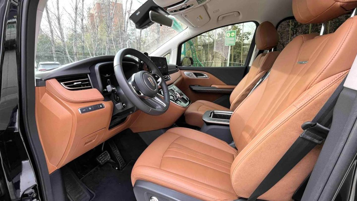 Hong Qi 2023 HQ9 2.0T Zhilian Qiyue Edition