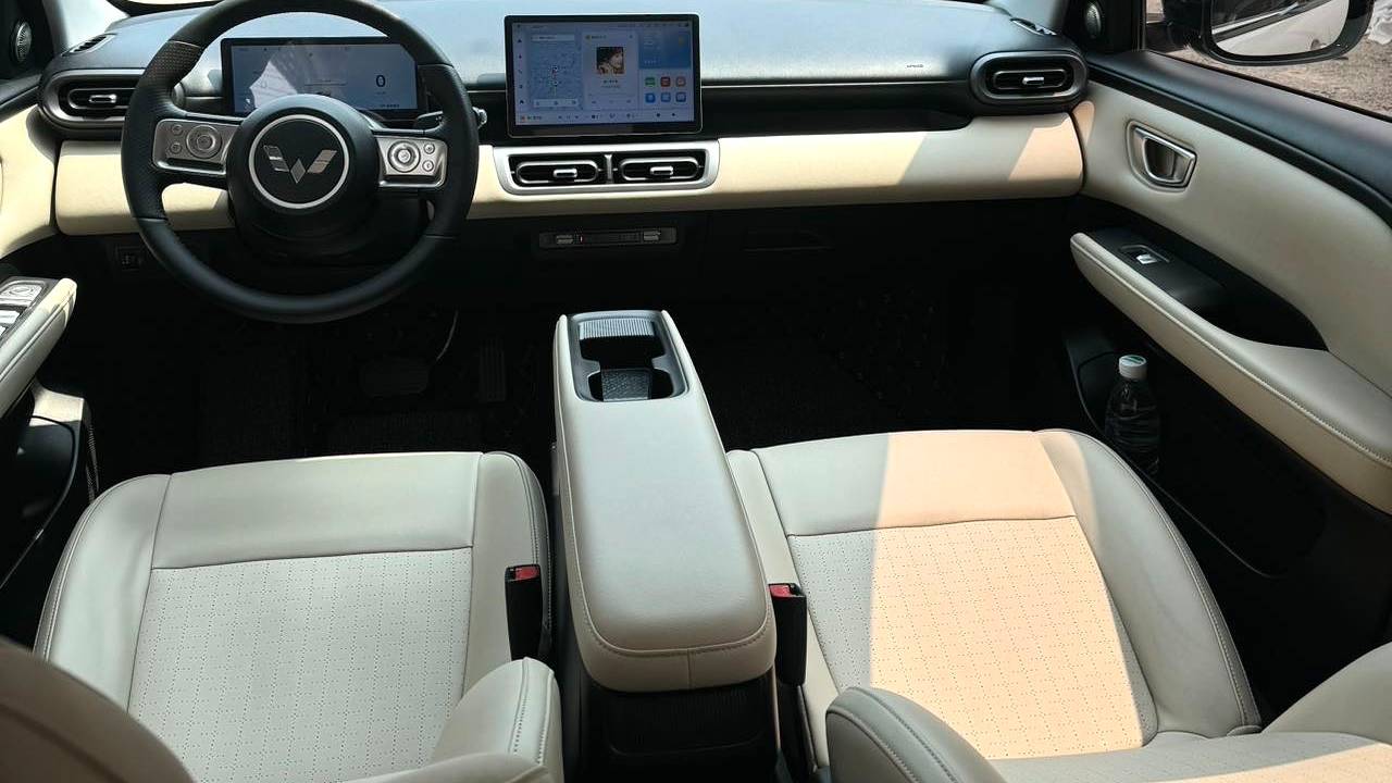 Wuling 2024 Bingo PLUS 330km five seater version