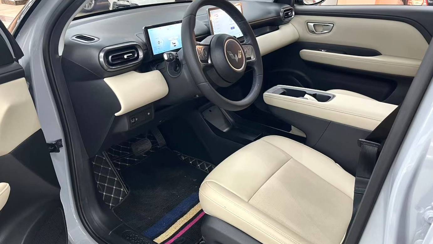 Wuling 2024 Bingo PLUS 510km flagship version four seater version