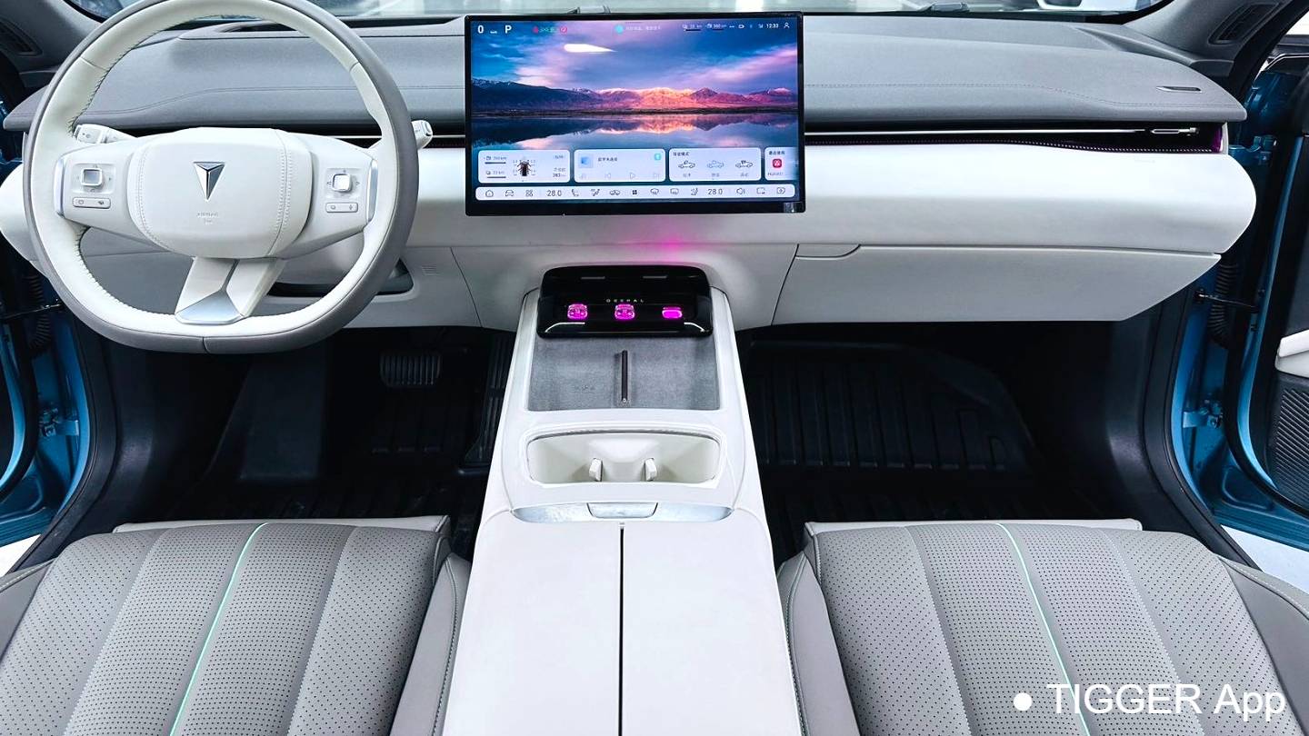 DEEPAL 2024 L07 230Max Qiankun Intelligent Driving ADS SE Extended Range