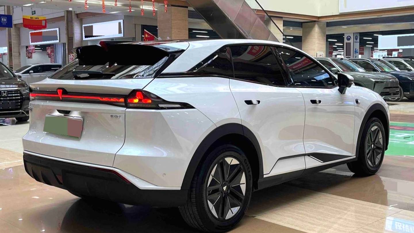 DEEPAL 2025 S07 520Max Qiankun Intelligent Driving ADS SE Pure Electric Edition