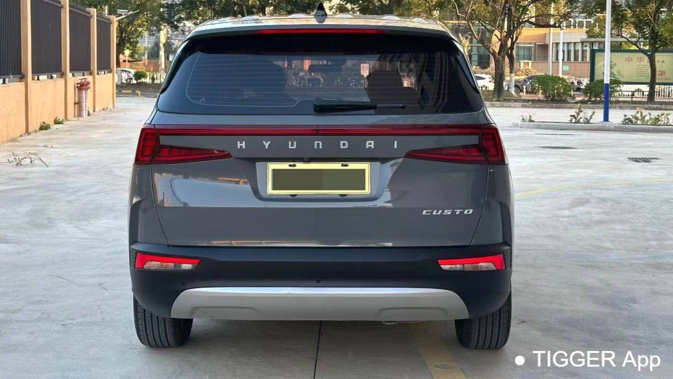 HYUNDAI 2024 Custo 270TGDi Luxury Edition LUX