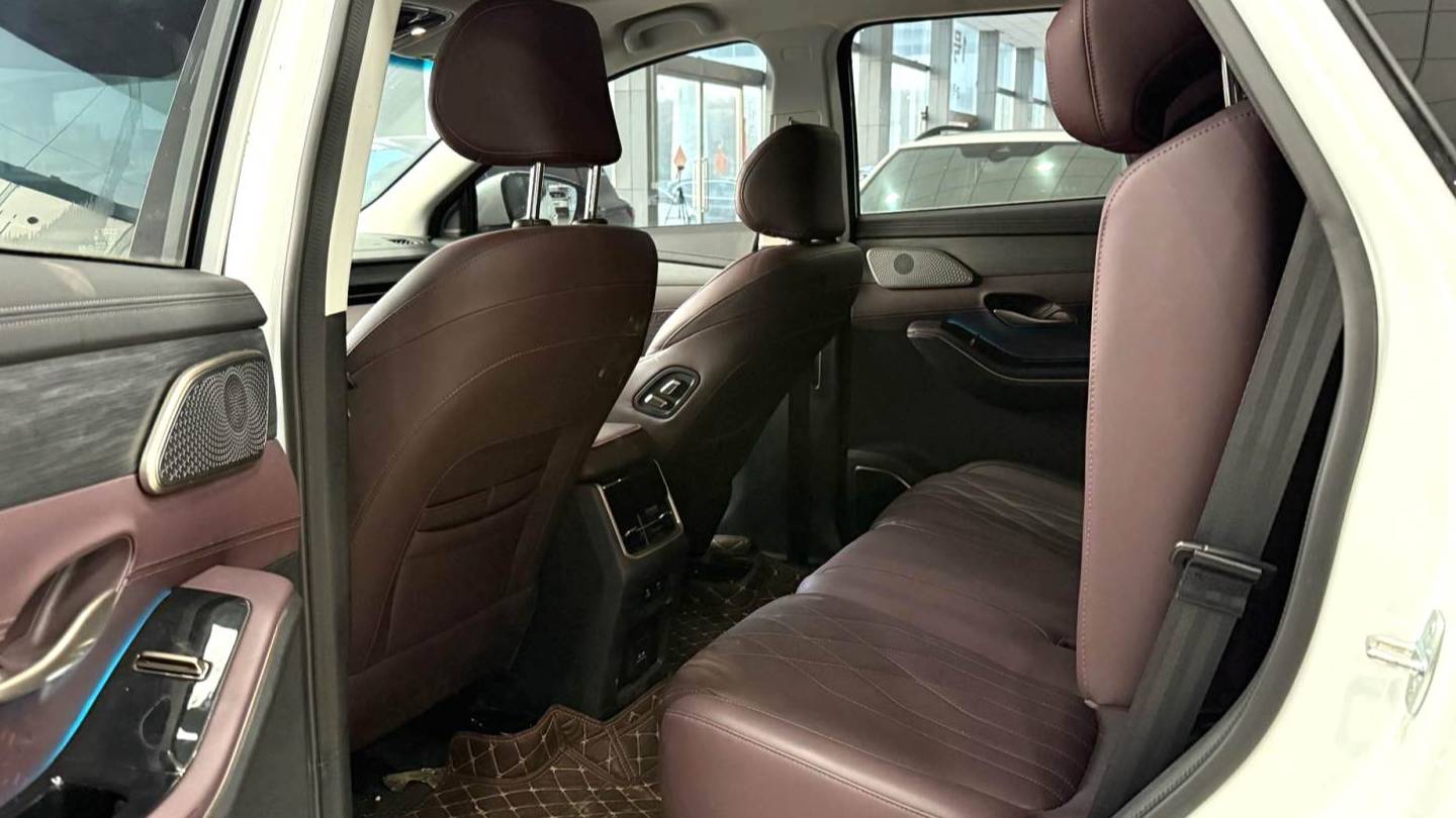 JETOUR 2024 X90 PRO 1.6T DCT Ultimate Edition 7-seater