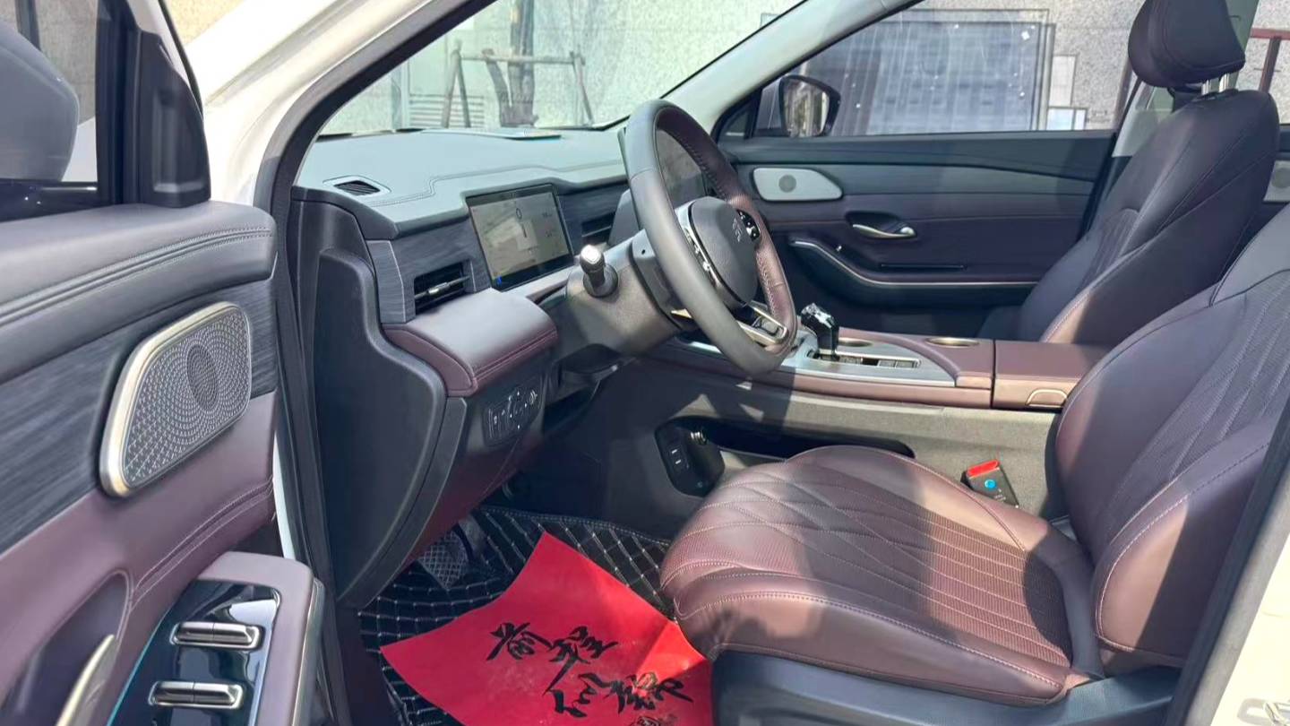 JETOUR 2024 X90 PRO 2.0T DCT Luxury Edition 7-seater