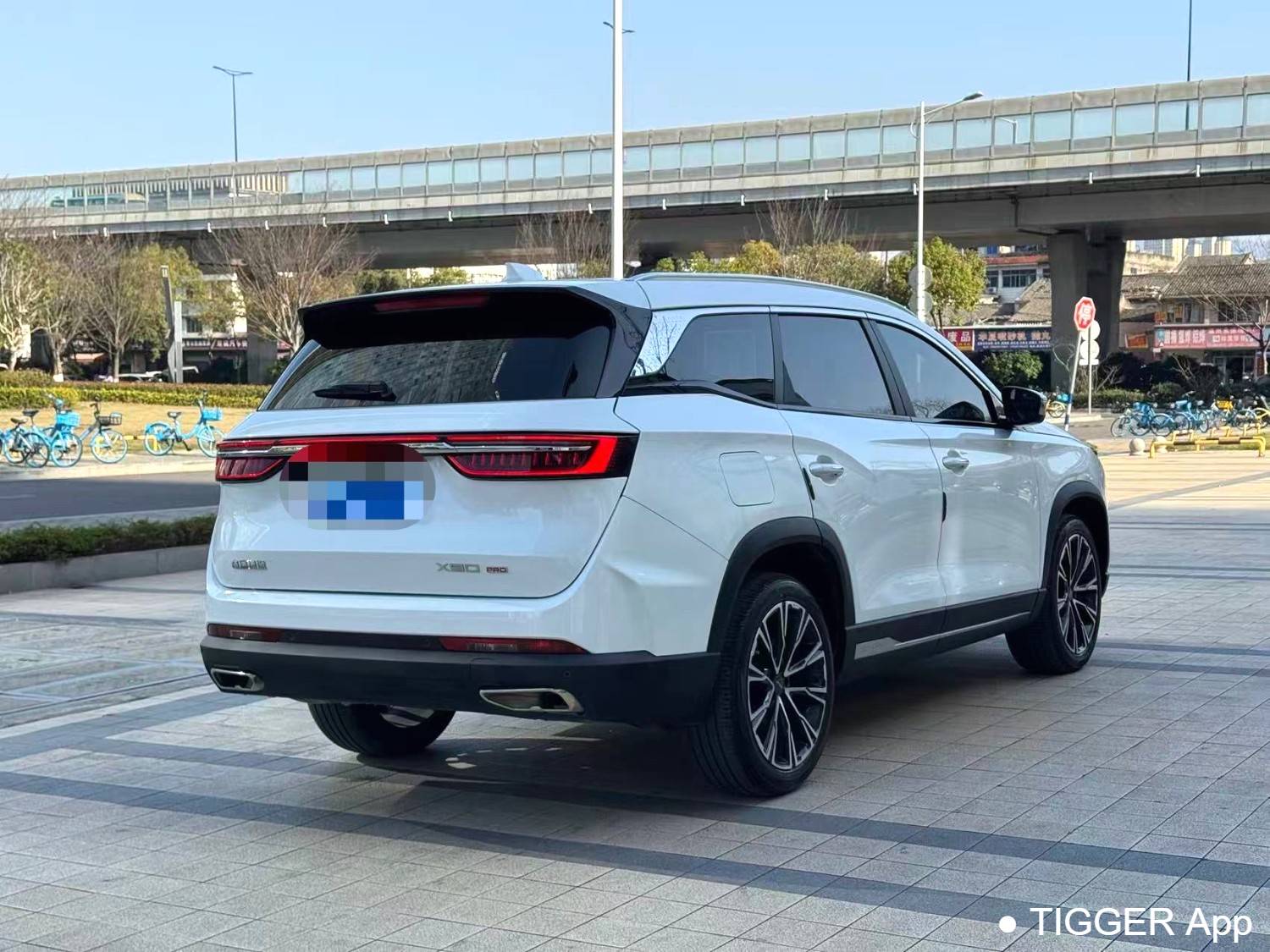 JETOUR 2024 X90 PRO 2.0T DCT Luxury Edition 7-seater