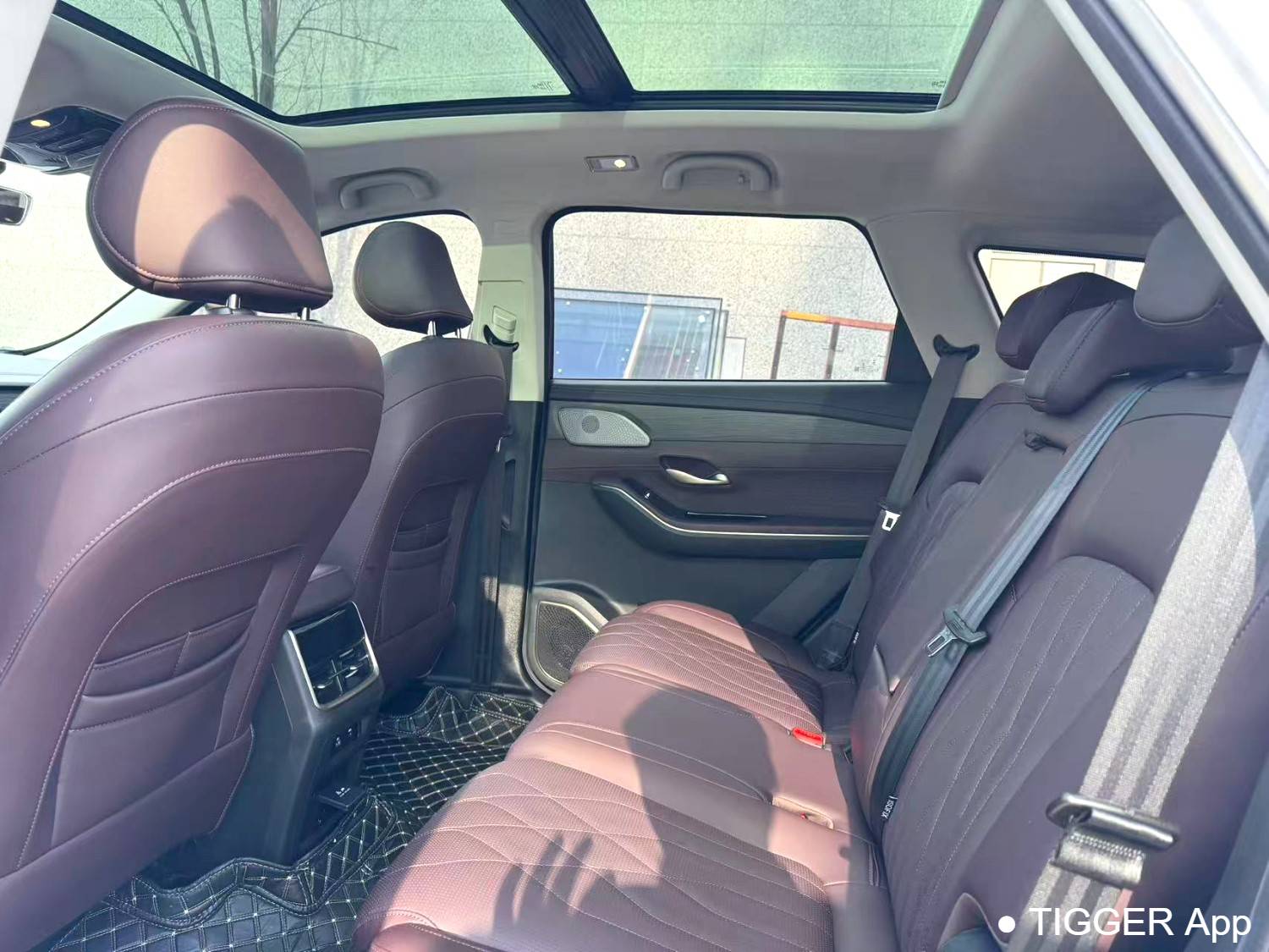 JETOUR 2024 X90 PRO 2.0T DCT Luxury Edition 7-seater