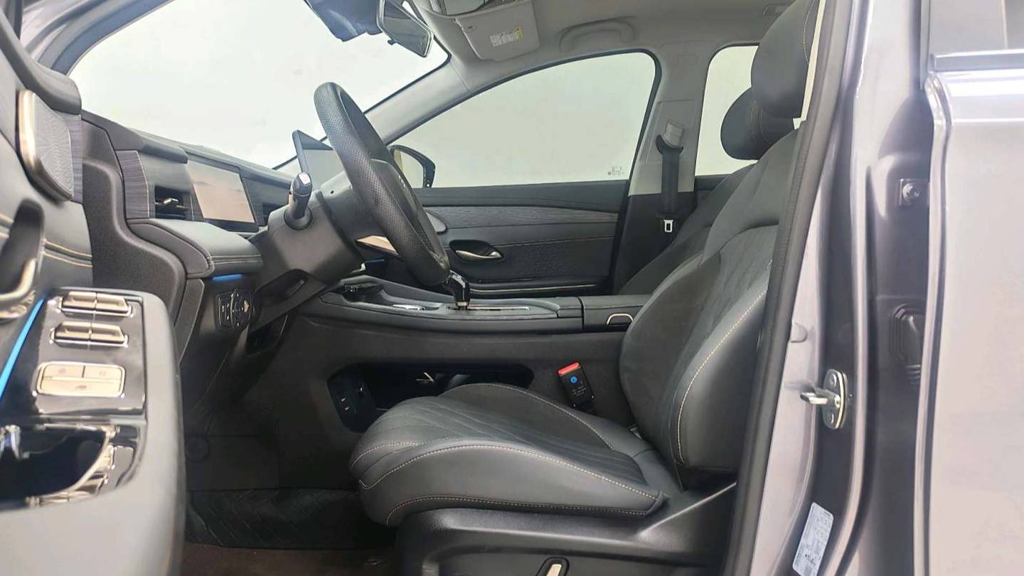 JETOUR 2025 X90 C-DM Luxury Edition 5-seater