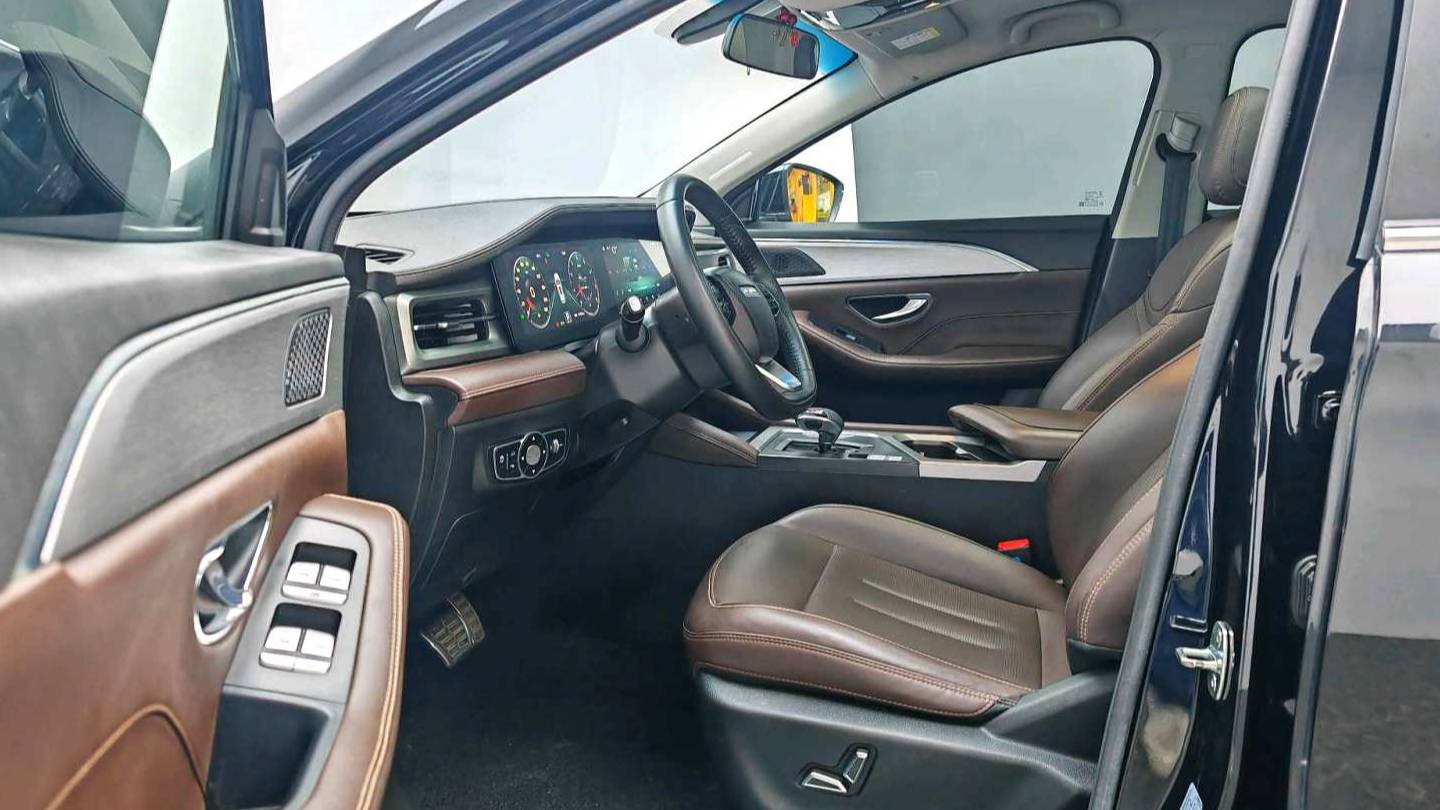 JETOUR 2023 X90 PLUS 1.6TD DCT Villa 7 Blocks