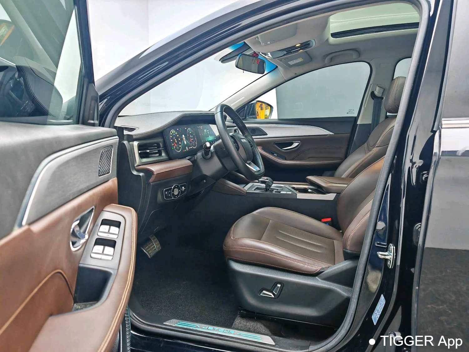 JETOUR 2023 X90 PLUS 1.6TD DCT Villa 7 Blocks