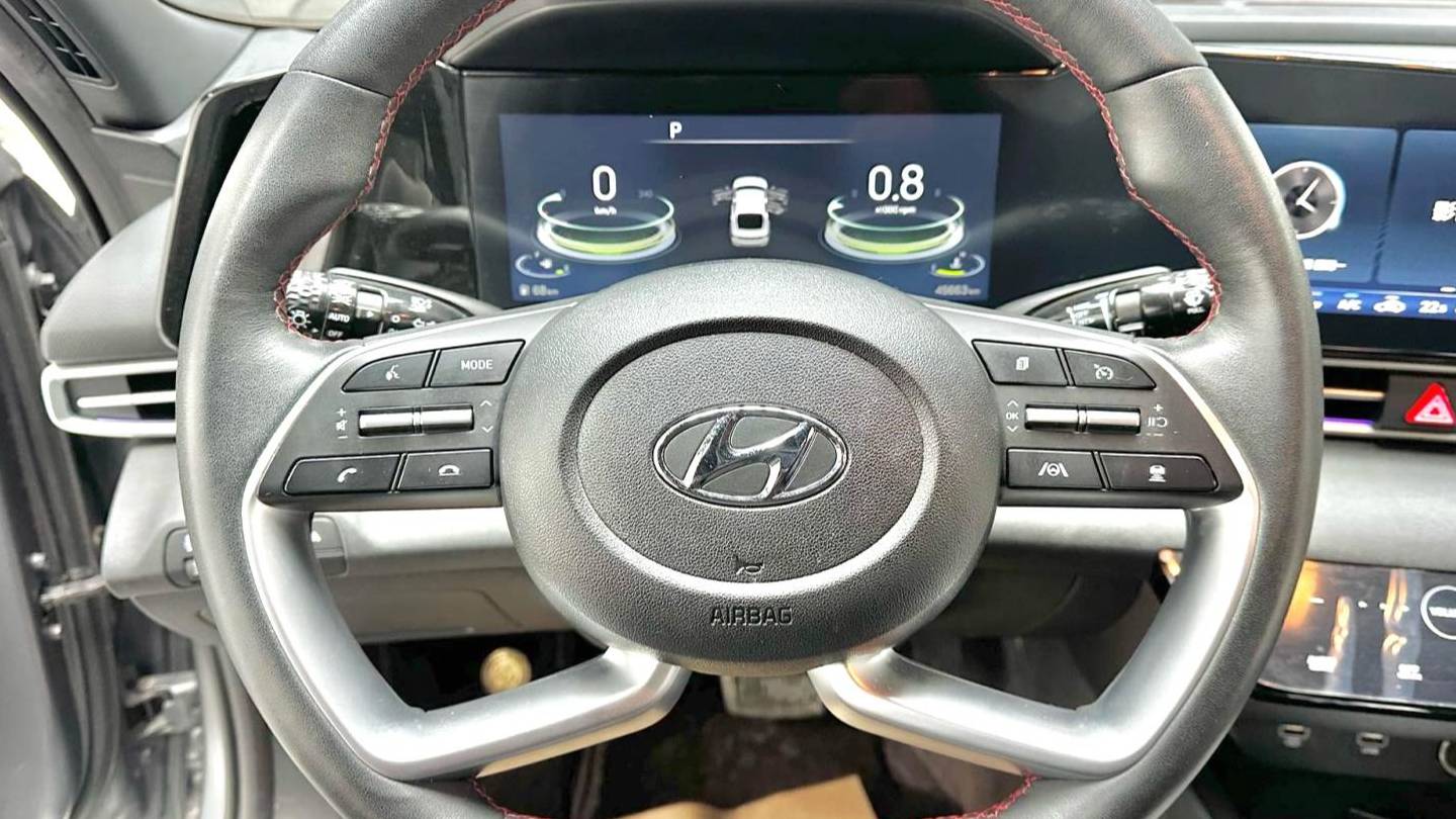 HYUNDAI 2022 Elantra 1.5L CVT 20th Anniversary Edition