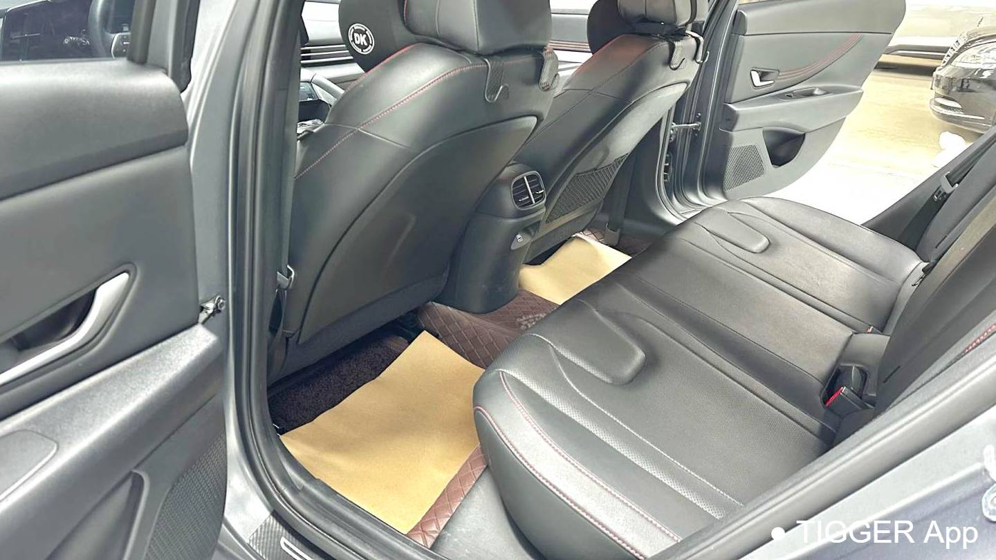 HYUNDAI 2022 Elantra 1.5L CVT 20th Anniversary Edition