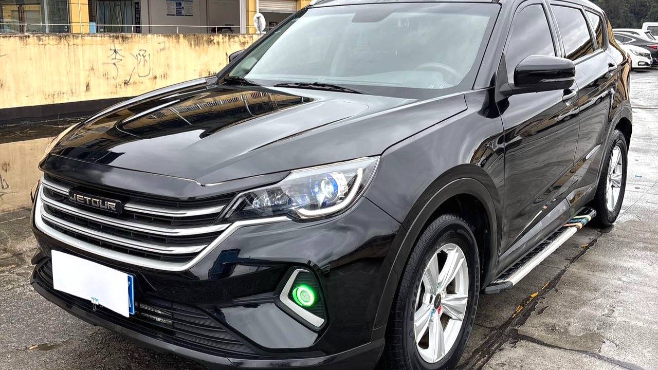 JETOUR 2021 X70M 1.5T DCT Luxury Partner Model 5-seater