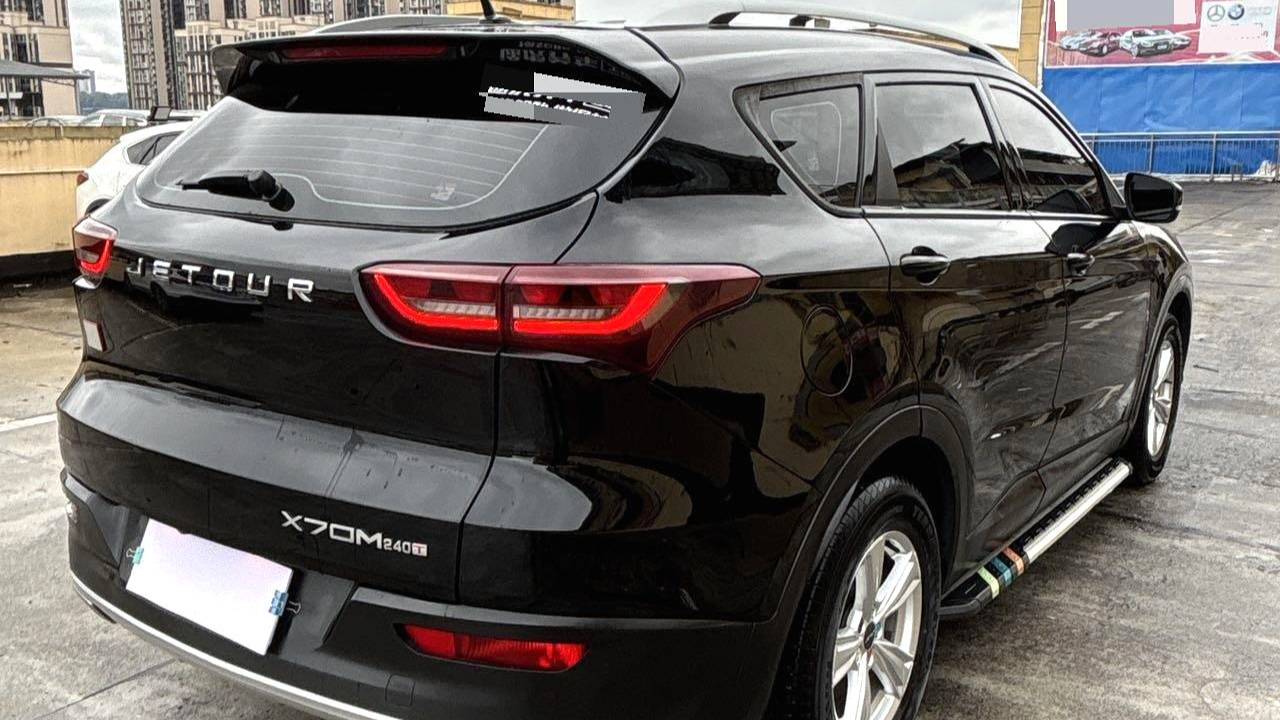 JETOUR 2021 X70M 1.5T DCT Luxury Partner Model 5-seater