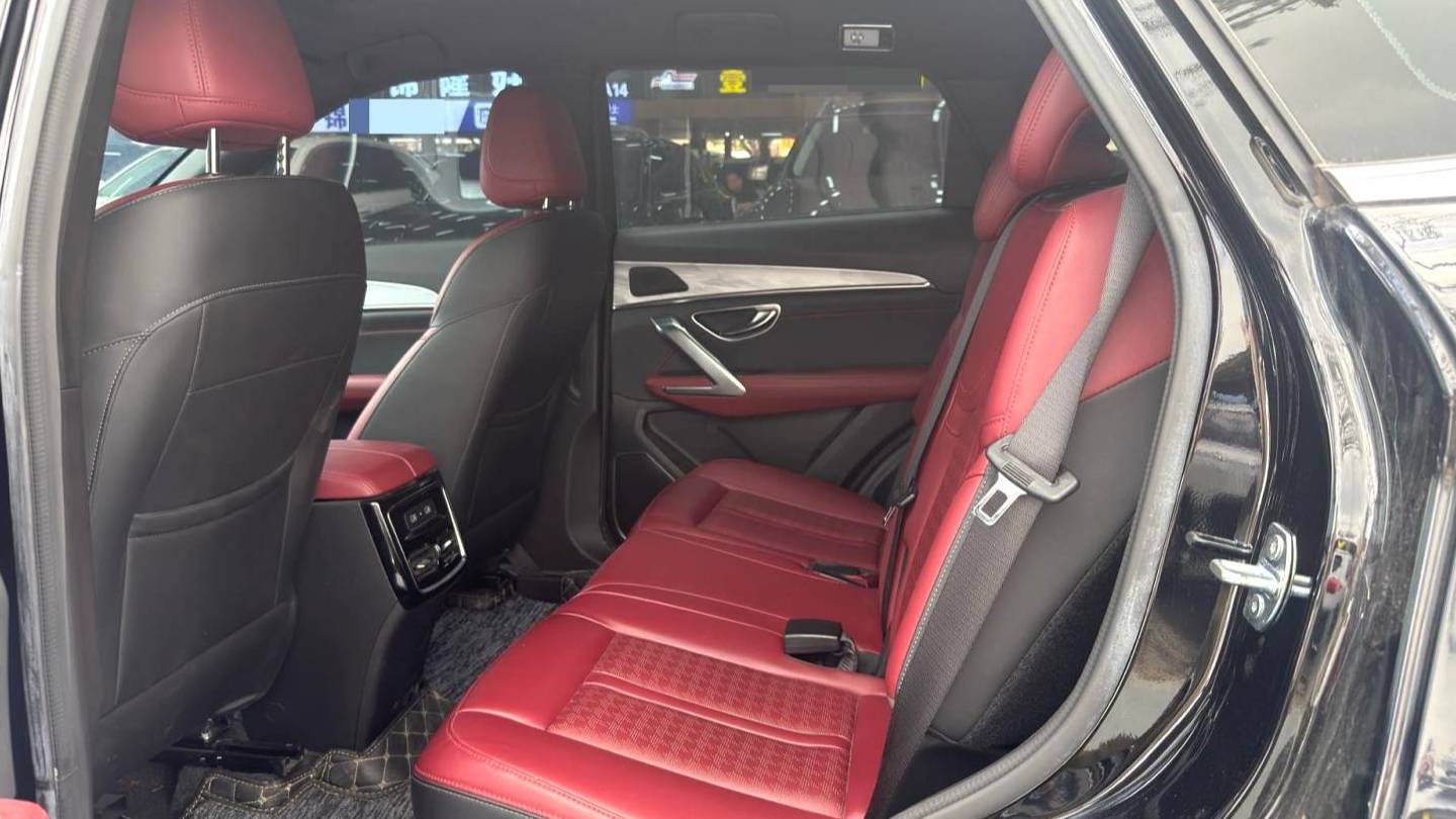 JETOUR 2023 X70 PRO 1.6T Manual Enjoyment Type 5-seater