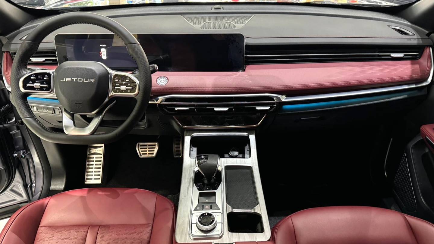 JETOUR 2023 X70 PRO 1.5T DCT Comfort Type 5-seater