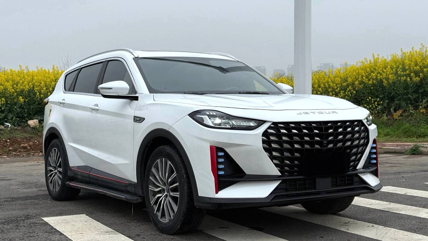 JETOUR 2023 X70 PRO 1.6T DCT Enjoyment PRO 7-seater