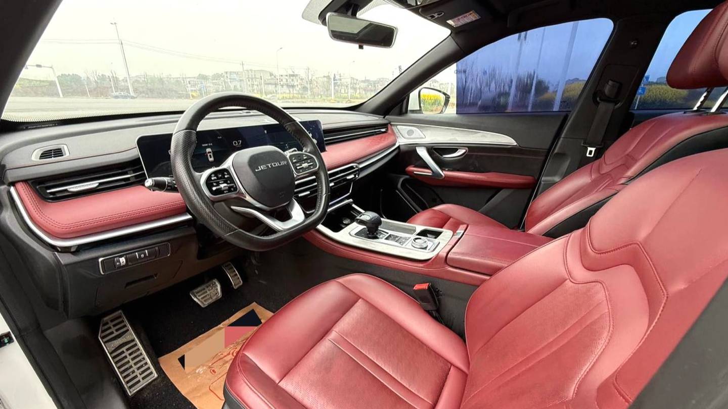 JETOUR 2023 X70 PRO 1.6T DCT Enjoyment PRO 7-seater