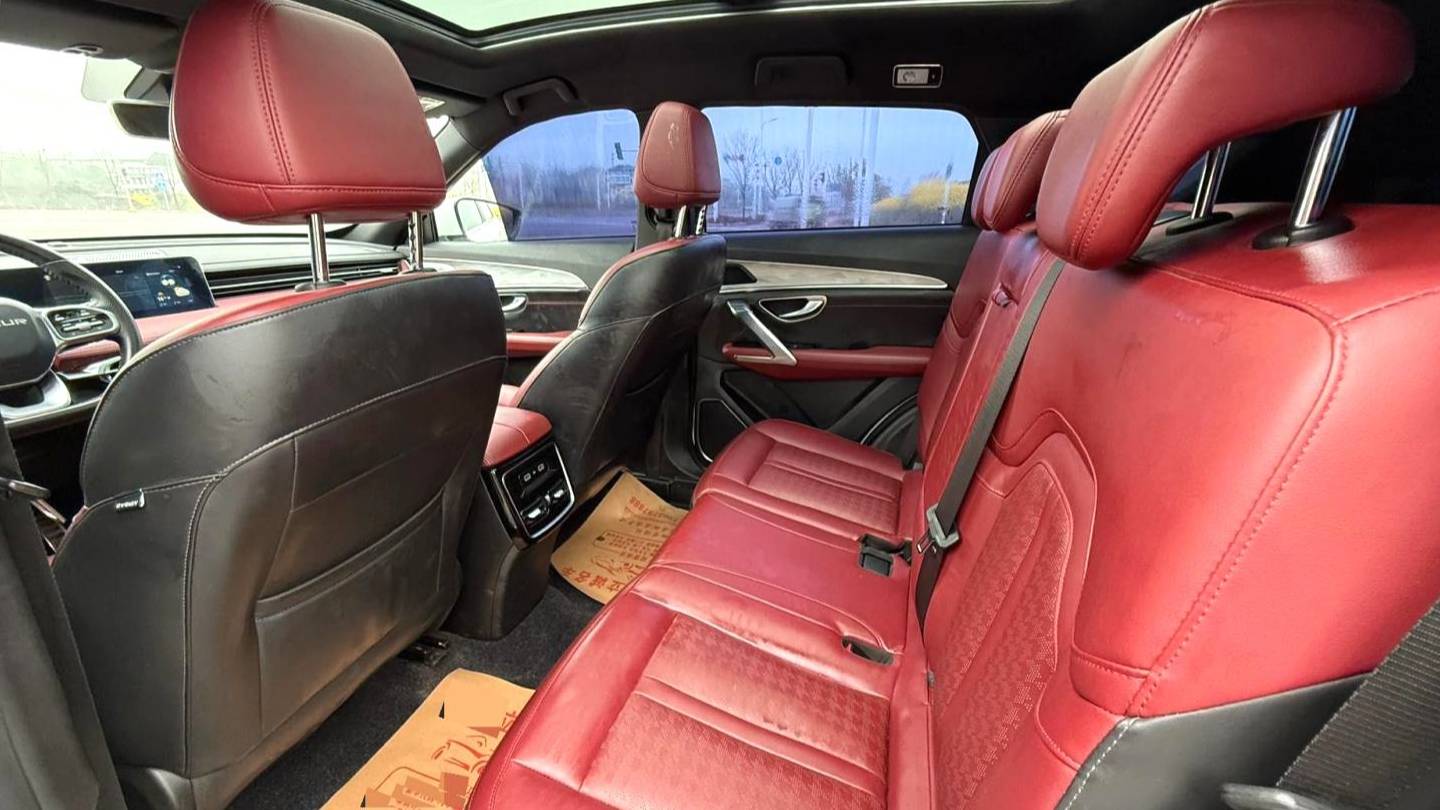 JETOUR 2023 X70 PRO 1.6T DCT Enjoyment PRO 7-seater