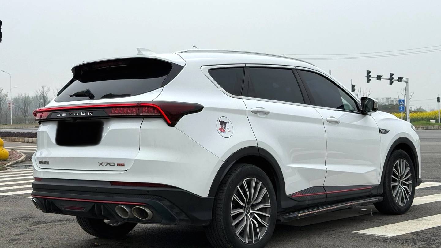 JETOUR 2023 X70 PRO 1.6T DCT Enjoyment PRO 7-seater