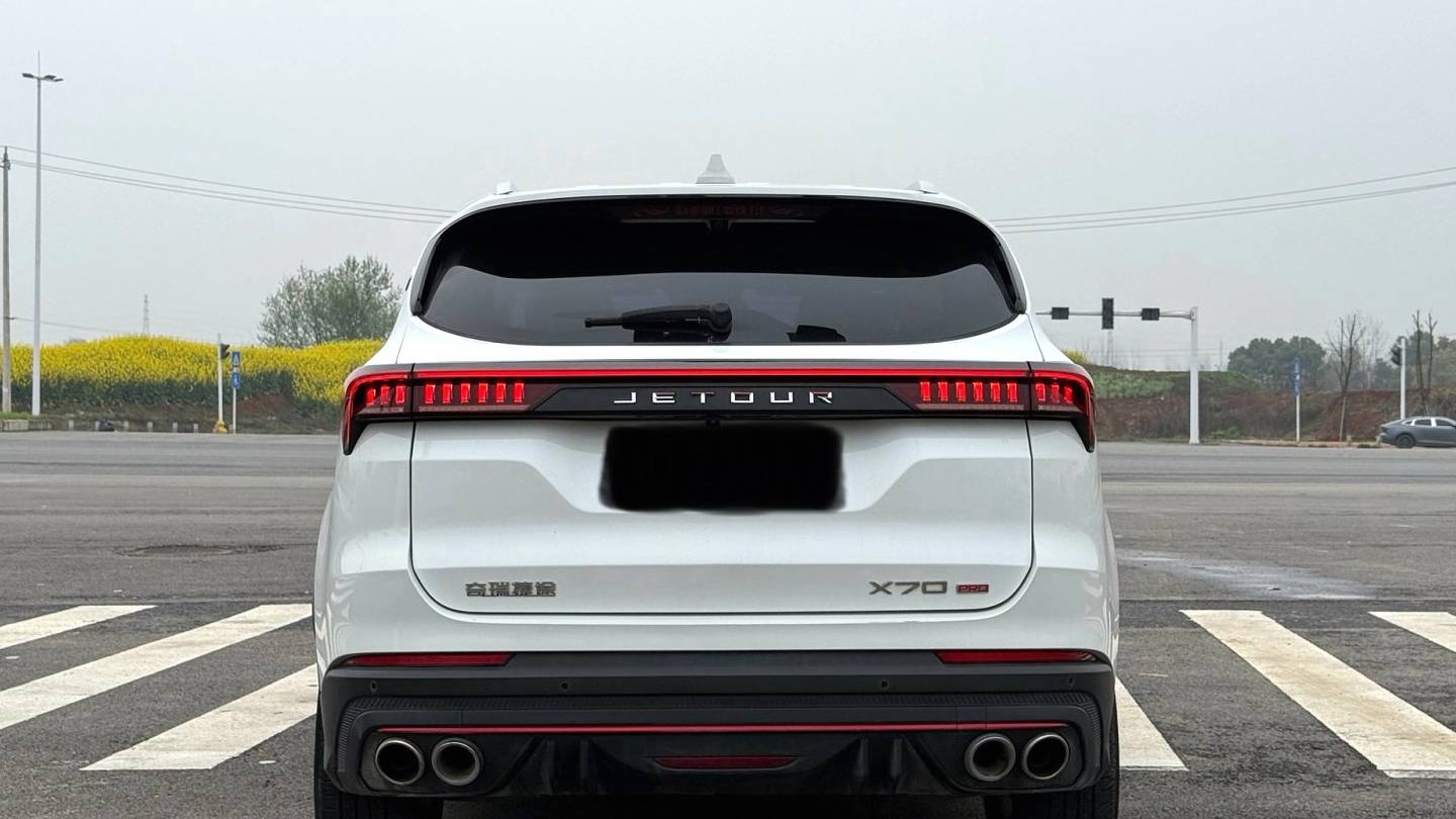 JETOUR 2023 X70 PRO 1.6T DCT Enjoyment PRO 7-seater