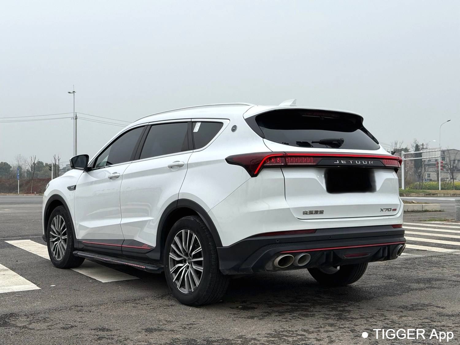 JETOUR 2023 X70 PRO 1.6T DCT Enjoyment PRO 7-seater