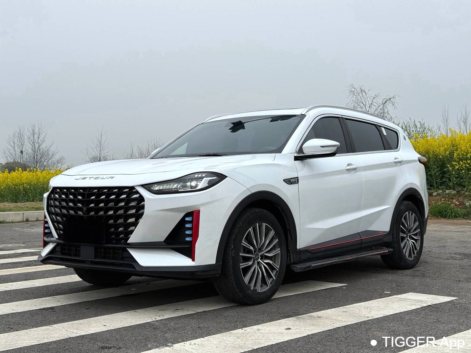 JETOUR 2023 X70 PRO 1.6T DCT Enjoyment PRO 7-seater