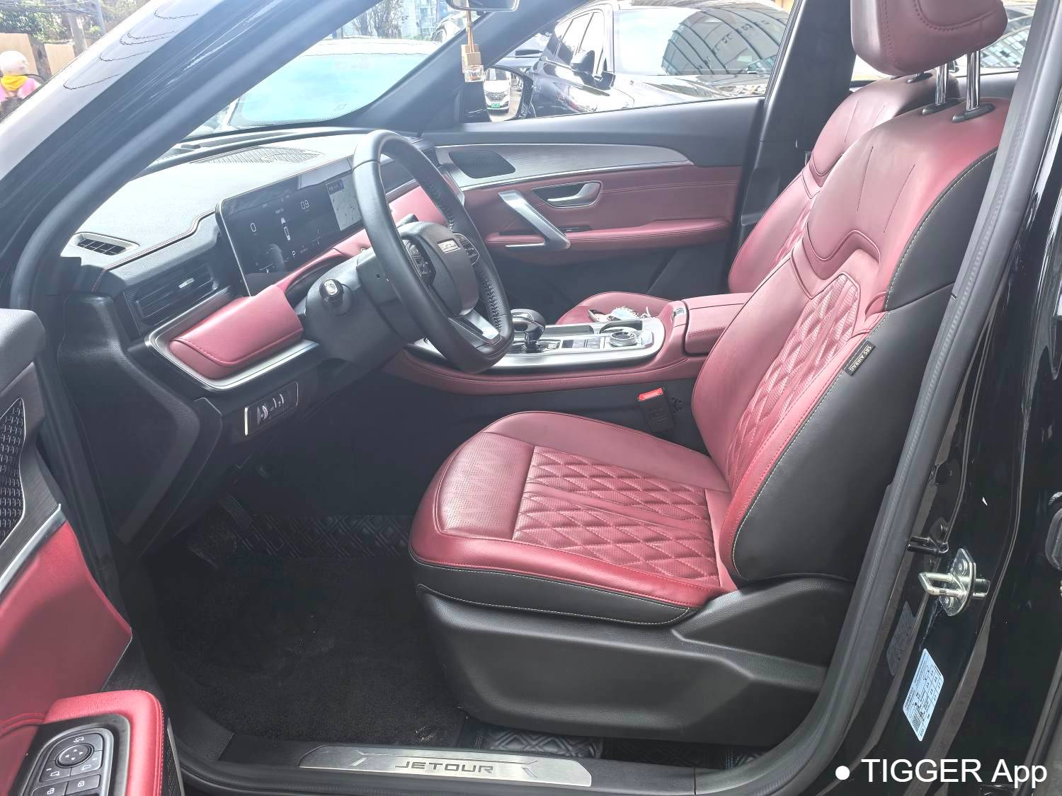 JETOUR 2024 X70 PLUS Champion Edition 1.5T DCT Champion MAX+7 seats