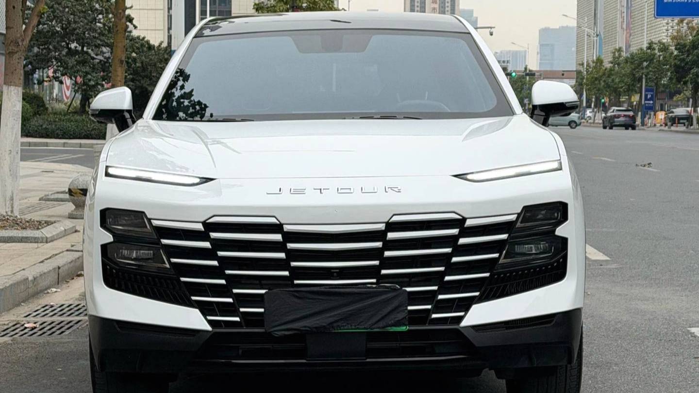 JETOUR 2023 DASHING i-DM‌ 1.5T DHT Lightning 01