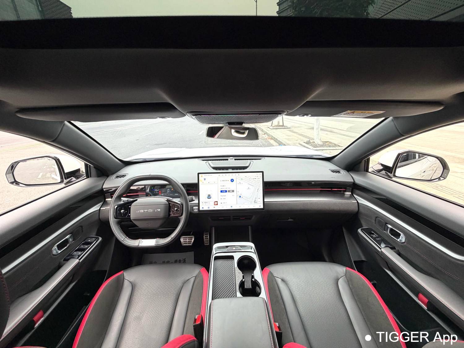 JETOUR 2023 DASHING i-DM‌ 1.5T DHT Lightning 01