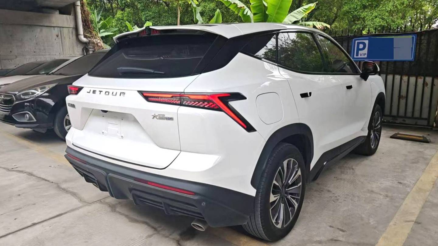 JETOUR 2023 DASHING i-DM‌ 1.5T DHT Lightning 02