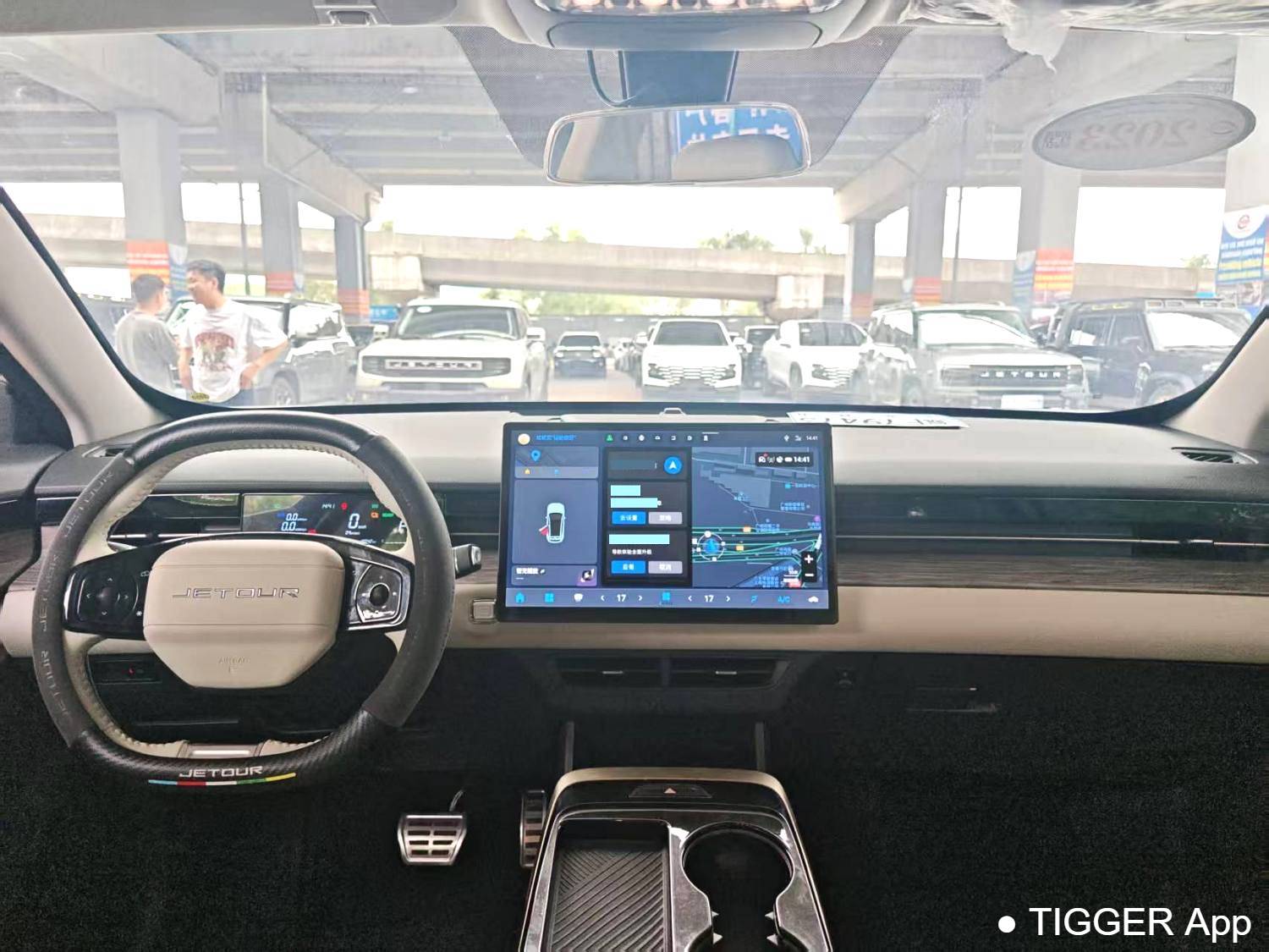 JETOUR 2023 DASHING i-DM‌ 1.5T DHT Lightning 02