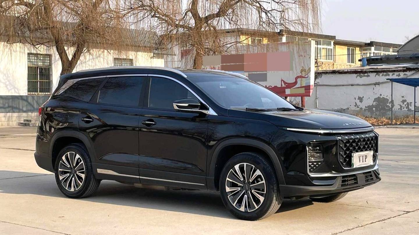 JETOUR 2023 L9 1.5TD 2DHT Air 5-seater