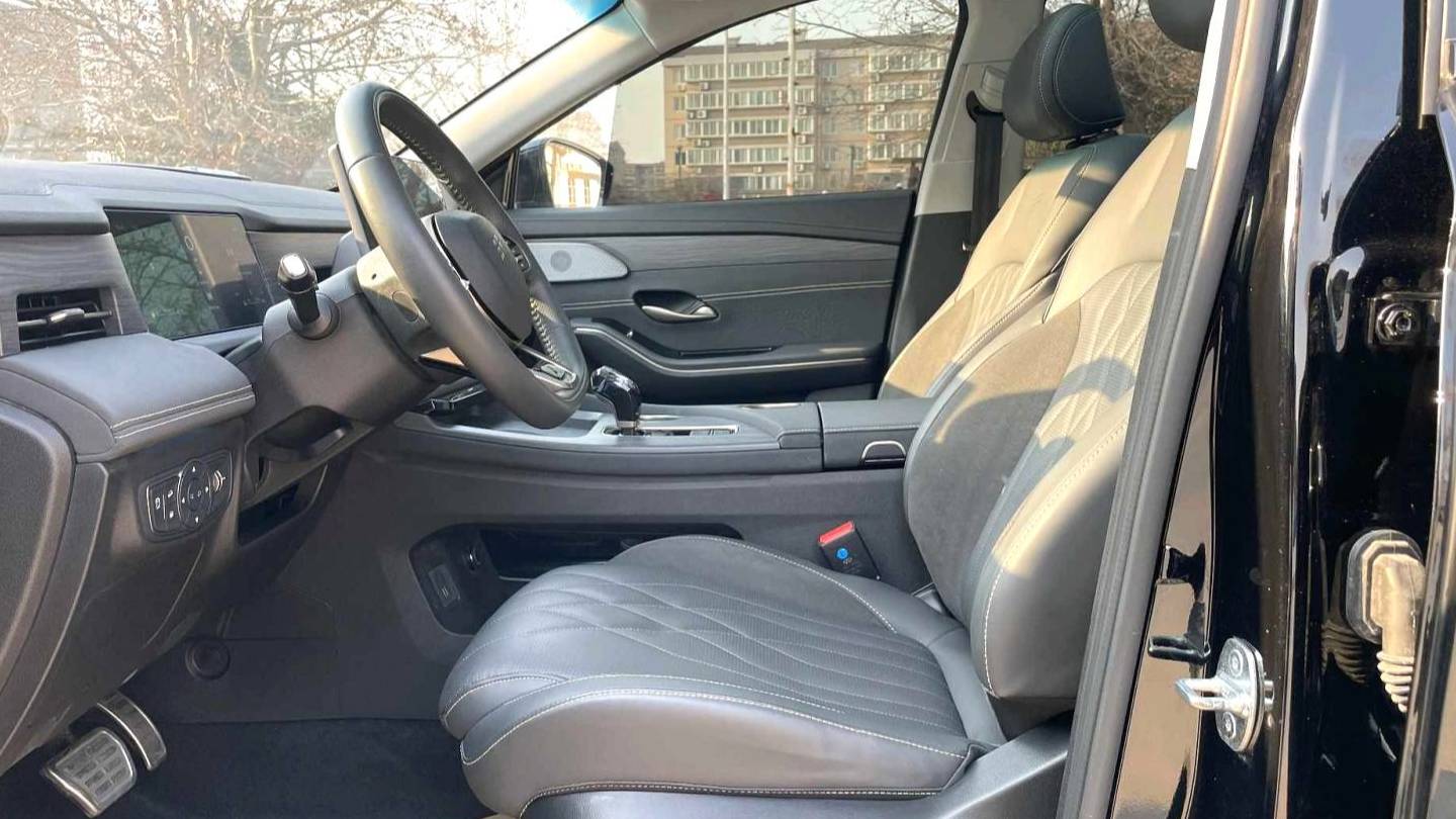 JETOUR 2023 L9 1.5TD 2DHT Air 5-seater