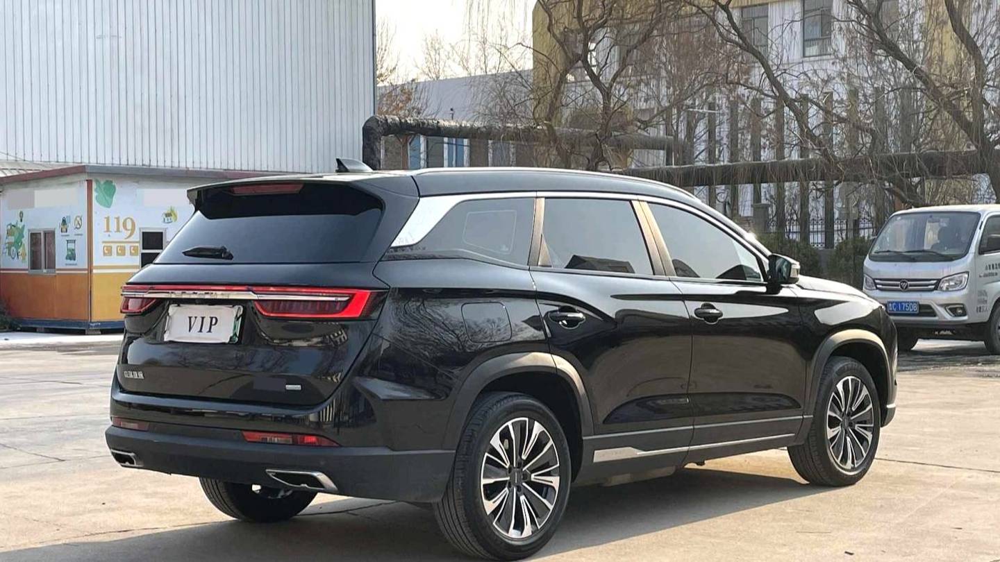 JETOUR 2023 L9 1.5TD 2DHT Air 5-seater