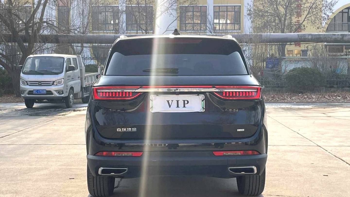 JETOUR 2023 L9 1.5TD 2DHT Air 5-seater