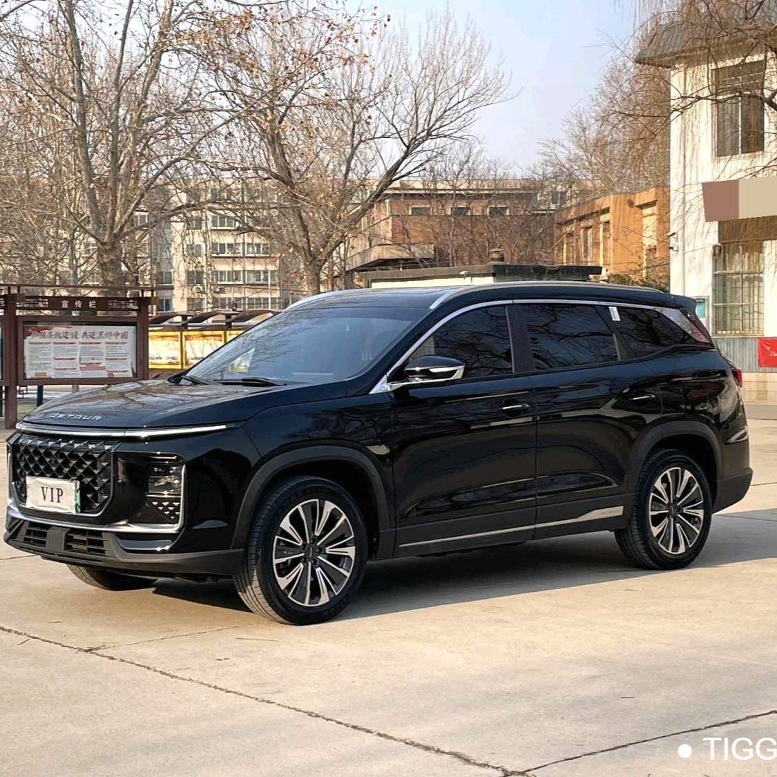 JETOUR 2023 L9 1.5TD 2DHT Air 5-seater سيارة مستعملة