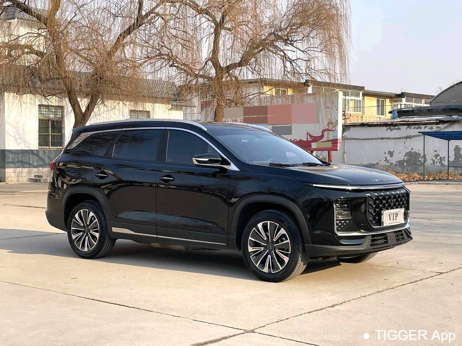 JETOUR 2023 L9 1.5TD 2DHT Air 5-seater