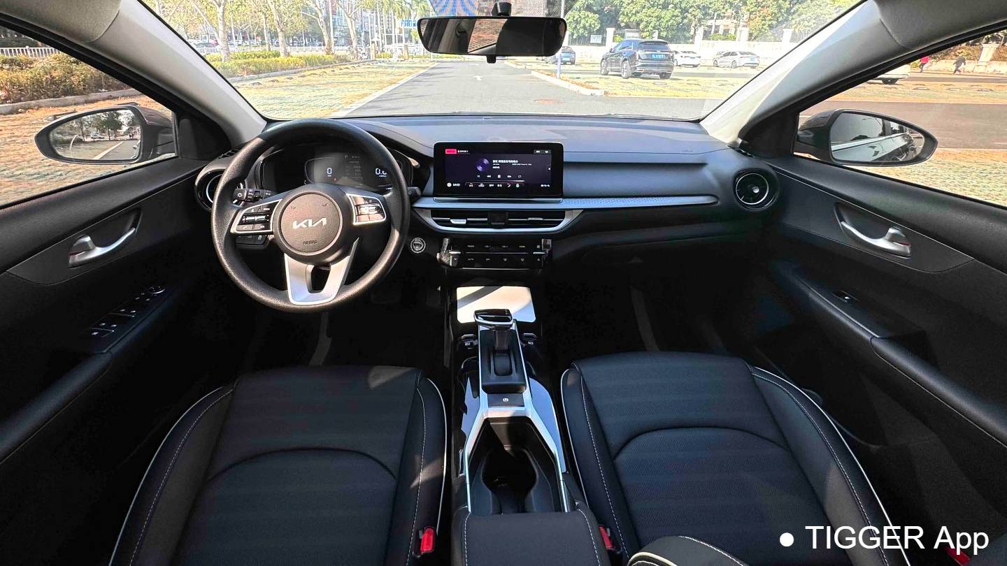 KIA 2024 K3 1.5L CVT Comfort Premium Edition