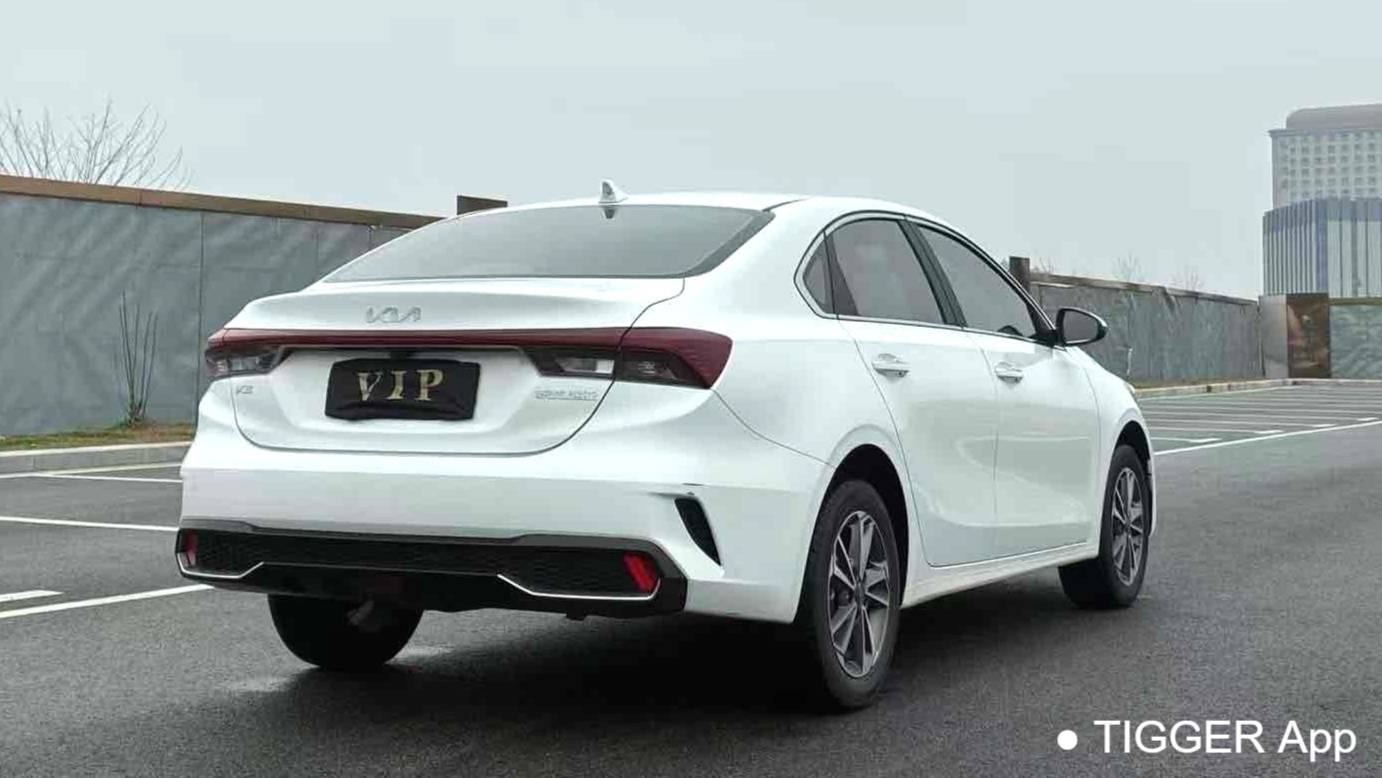 KIA 2023 K3 1.5L CVT Luxury Edition