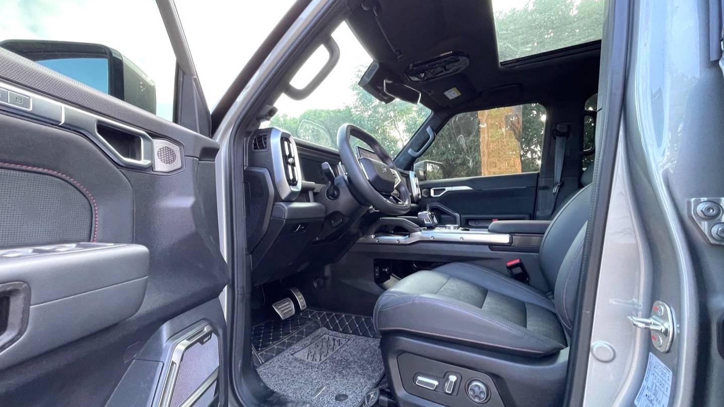 JETOUR 2023 Traveler 2.0T 4WD Conquer PRO