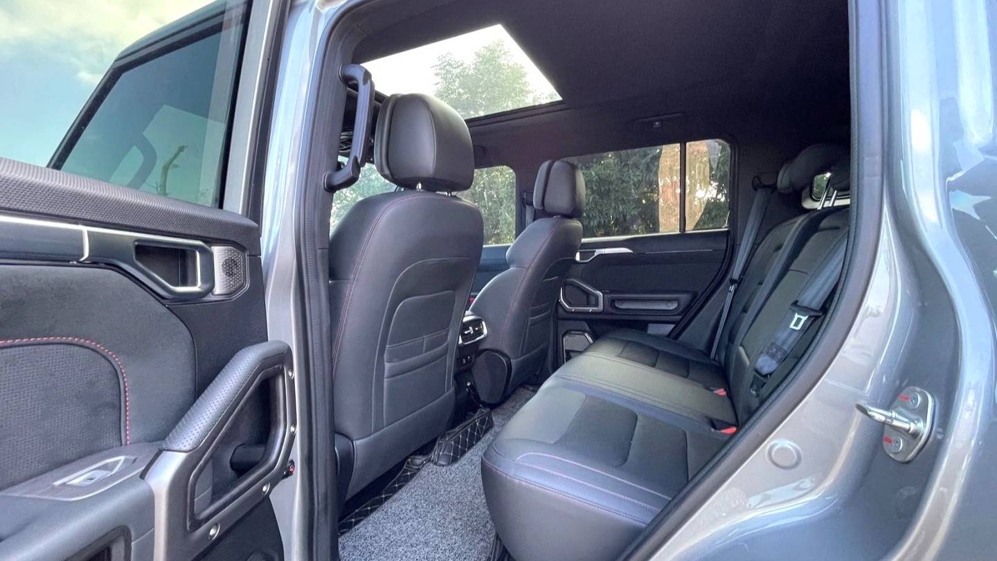 JETOUR 2023 Traveler 2.0T 4WD Conquer PRO