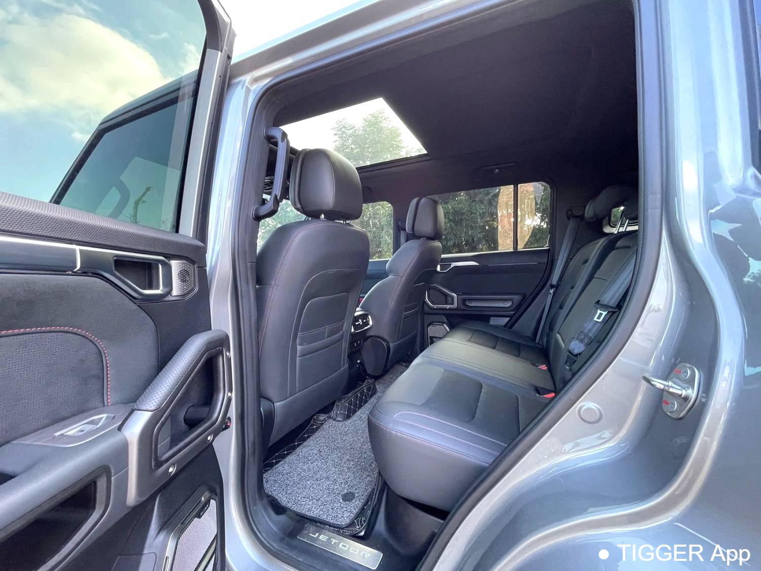 JETOUR 2023 Traveler 2.0T 4WD Conquer PRO