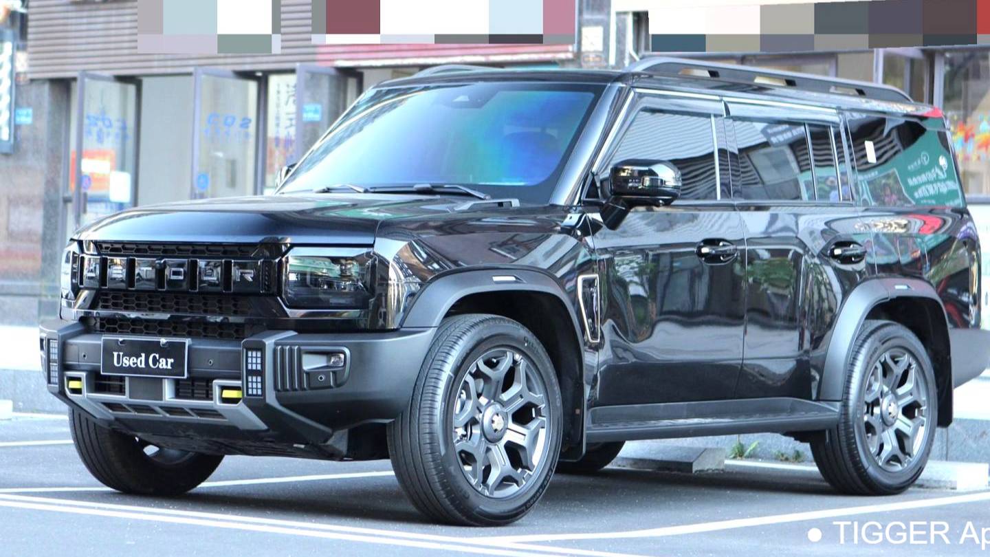 JETOUR 2025 Traveler 2.0TD XWD Automatic Conquest Extended Edition 7-seater