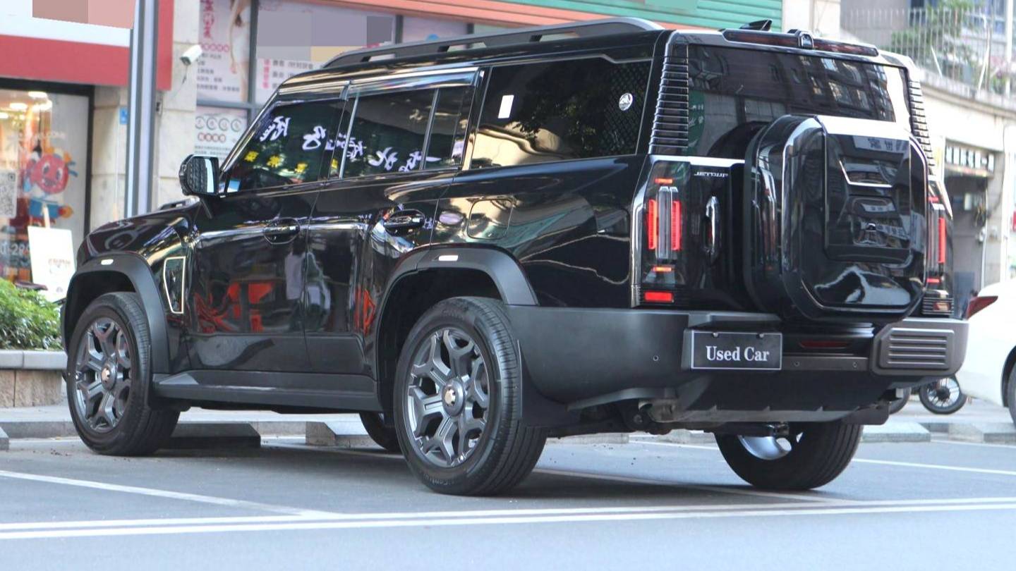 JETOUR 2025 Traveler 2.0TD XWD Automatic Conquest Extended Edition 7-seater