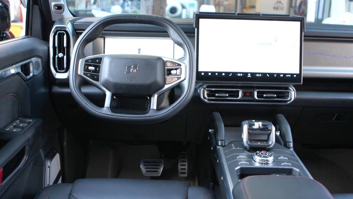 JETOUR 2025 Traveler 2.0TD XWD Automatic Conquest Extended Edition 7-seater